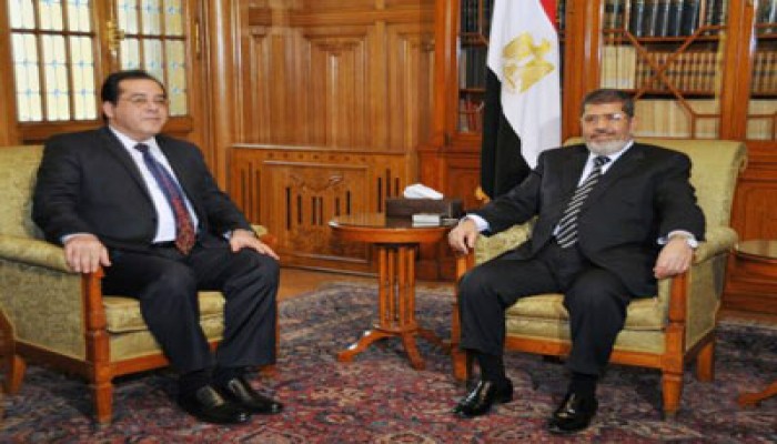 الرئيس مرسي يبحث مع نور سبل الوصول للاصطفاف الوطني