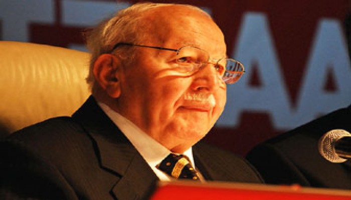 سجن 4 جنرالات أتراك على ذمة قضية الانقلاب على "أربكان"