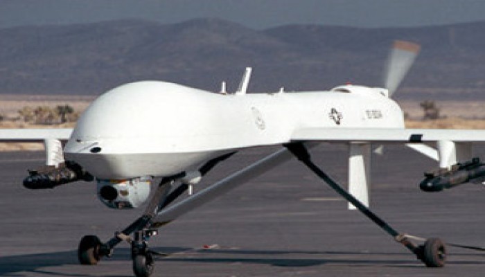 إيران تكشف الستار عن طائرة بدون طيار