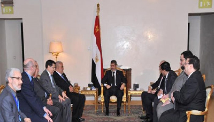 الرئيس مرسي يجري مباحثات مع رئيس وزراء المغرب