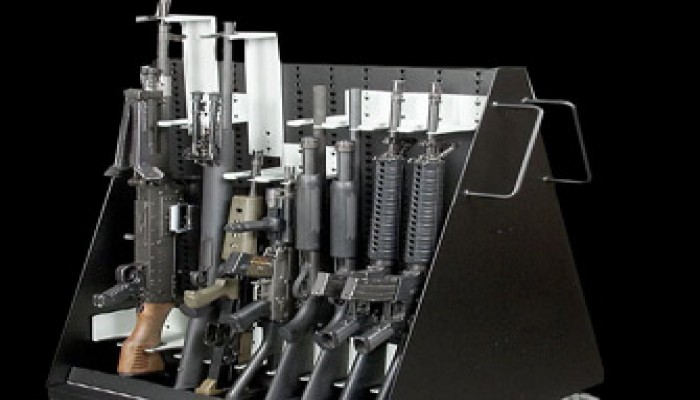 مصادر عسكرية أمريكية: قصف شحنة أسلحة إيرانية في سوريا