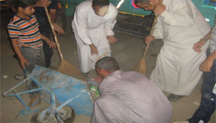 قنا.. "الحرية والعدالة" يشارك بحملة لتنظيف شوارع قوص