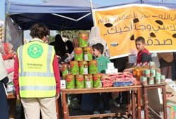 إقبال كثيف على معارض السلع الغذائية لـ"الحرية والعدالة" بـ6 أكتوبر