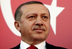 أردوغان يحضر حفل خطوبة في مخيم اللاجئين السوريين
