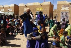 نازحون من مالي: أين الإغاثة العربية والإسلامية؟!