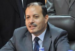 وزيرا الإعلام والرياضة يناقشان نقل التلفزيون مباريات "الدوري"