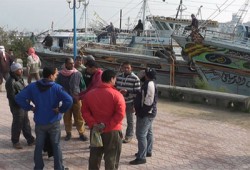 "الحرية والعدالة ينجح في إنهاء اعتصام صيادي دمياط