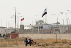 مصرع وإصابة 6 في حريق بمخيم اللاجئين السوريين جنوب تركيا