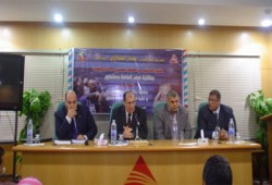 د. حشمت: ازدراء الليبراليين للأميين زاد من شعبية التيار الإسلامي