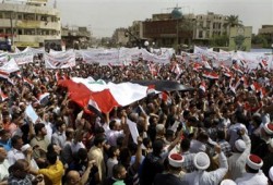 الفلوجة تواصل مظاهراتها الحاشدة للمطالبة بإطلاق سراح المعتقلين
