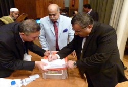 رئيس مجلس الشورى يدعو الشعب المصري إلى العمل والإنتاج