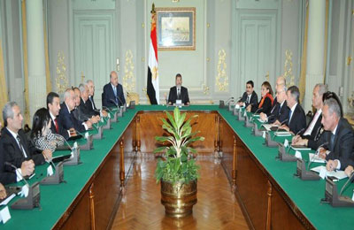 مرسي: لا بد من بذل الجهد للنهوض بالوطن