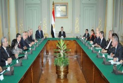 مرسي: لا بد من بذل الجهد للنهوض بالوطن