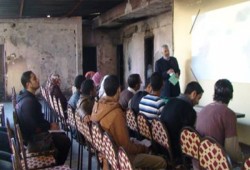 مقر الحرية والعدالة بالسويس يعاود نشاطه لخدمة الطلاب بعد إحراقه