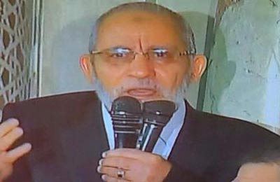 مئات الآلاف يصلون الجنازة على شهداء الاتحادية يتقدمهم المرشد العام