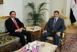 الرئيس مرسي يبحث زيادة الاستثمارات والتبادل التجاري بين مصر وإندونيسيا