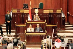 "التأسيسية" تدشن حملة إعلامية موسعة للتعريف بالدستور الجديد