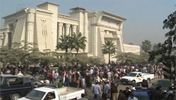 "الدستورية" تؤجل جلستها لأجل غير مسمى