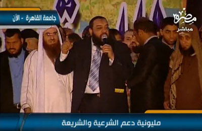 منسق حملة "لازم حازم": الرئيس مرسي أول من أرسى للديمقراطية