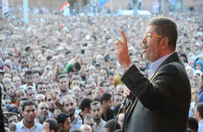 الآلاف بالجيزة يعلنون تأييدهم للرئيس ويطالبون بتطهير الإعلام