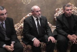 المرشد العام يزور أسرة الشهيد إسلام مسعود ويقدم واجب العزاء