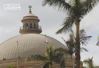 بيان لأساتذة كلية الحقوق بجامعة القاهرة يؤيد الإعلان الدستوري