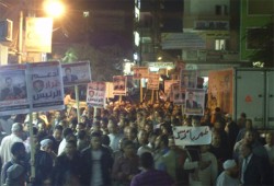 مسيرة حاشدة للقوى الإسلامية ببني مزار دعمًا للرئيس