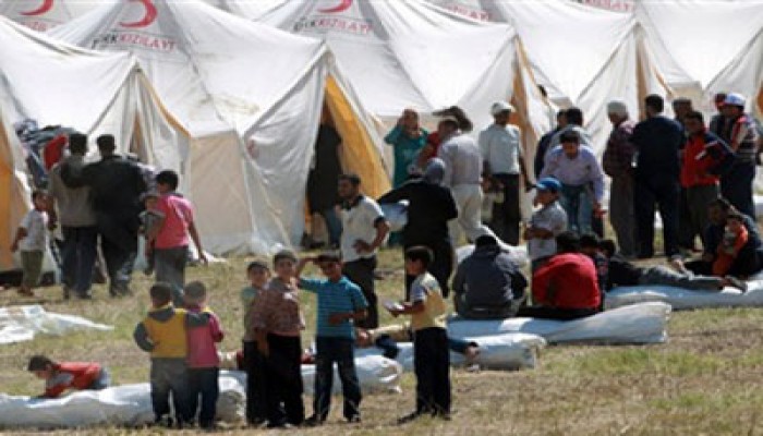 أعداد النازحين السوريين إلى لبنان تقترب من 130 ألفًا