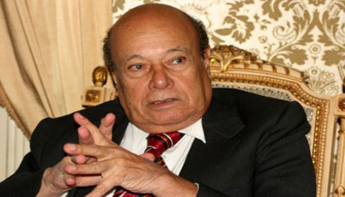 د. ثروت بدوي: الخوف من المحاسبة وراء معارضة قرارات الرئيس