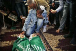 لوس أنجلوس تايمز: تحذر من خطورة غزو الكيان لغزة بريًّا