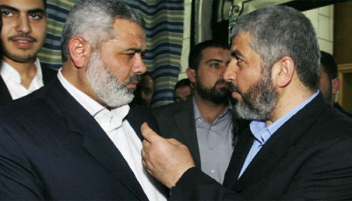 هنية يبحث مع مشعل هاتفيًّا آخر تطورات جهود وقف العدوان على غزة