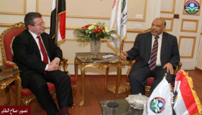 "الكتاتني" والسفير الفرنسي يبحثان القضية الفلسطينية والثورة السورية