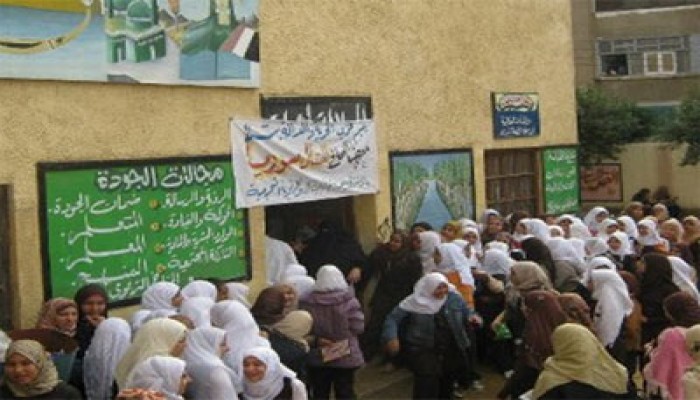 معرض خيري للحرية والعدالة بالمنوفية لصالح أطفال سوريا