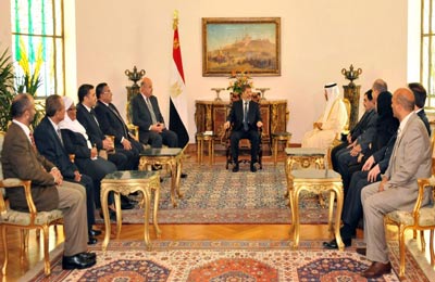 أعضاء مكتب البرلمان العربي الانتقالي يطالبون الرئيس مرسي بتوفير مقر بالقاهرة