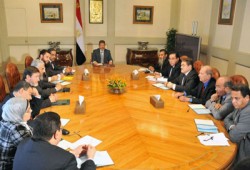 الرئيس مرسي يستقبل مجموعة من رموز القوى الوطنية