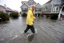 "ساندي" يخلِّف مزيدًا من الخراب والوفيات وخسائر بالمليارات