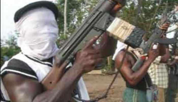 نيجيريا: مسلحون يقتلون 18 شخصًا ويحرقون جثثهم