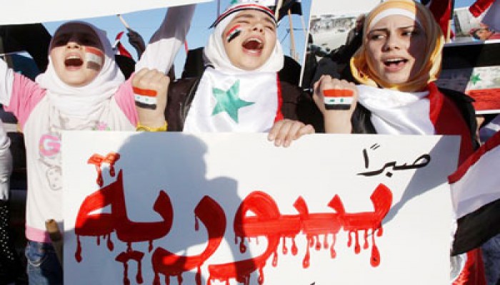 استشهاد عائلة فلسطينية بقصف ميليشيات بشار مخيم اليرموك