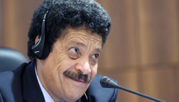 شطة ينفي نقل مباراة الأهلي والترجي خارج مصر