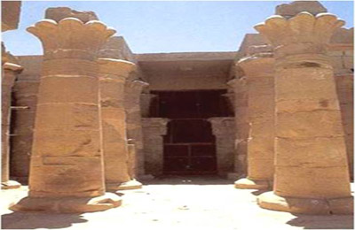 قنديل يفتتح معبد "هيبس" بالوادي الجديد