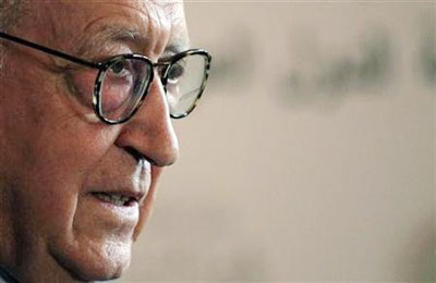 الإبراهيمي يصل دمشق لبحث وقف العنف في عيد الأضحى