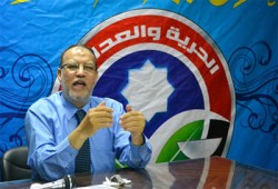 د. العريان يختتم جولاته بأسيوط