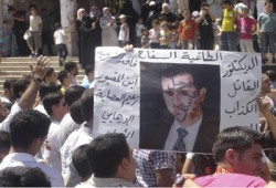 رائد فضاء سوري منشق: نظام الأسد لن يسقط إلا من دمشق