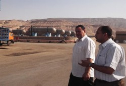 الحرية والعدالة ينهي أزمة أسطوانات البوتاجاز بسوهاج