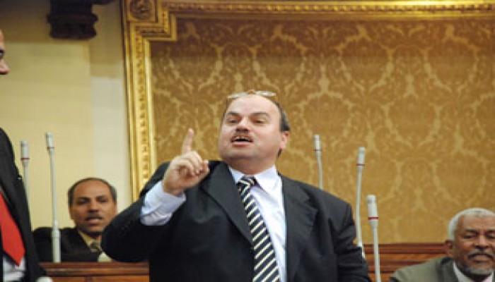 د. حمدي حسن: إضراب الأطباء حق مشروع في الوقت الخطأ