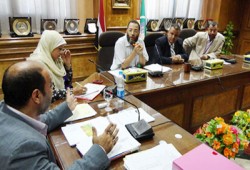 الحرية والعدالة يشارك في حلقة نقاشية حول مشكلات الصرف بالمنيا