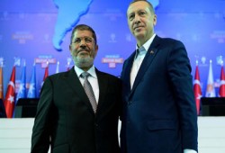 مرسي وأردوغان يشهدان اجتماع الغرفة التجارية المصرية التركية