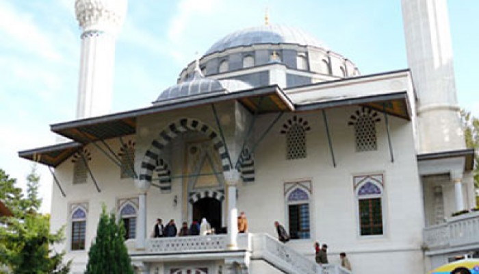 ميركل: الإسلام أصبح جزءًا من نسيج المجتمع الألماني