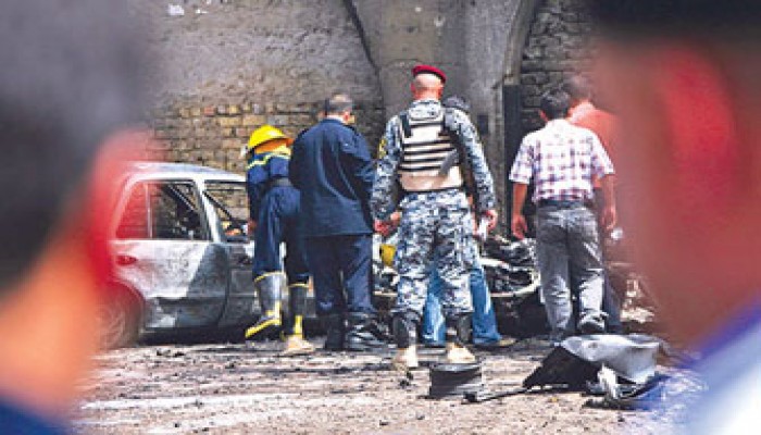 مقتل شرطيين في انفجار عبوة ناسفة داخل نقطة تفتيش بالعراق