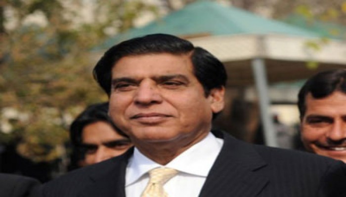 رئيس الوزراء الباكستاني يرعى مؤتمرًا للرد على إساءة الرسول